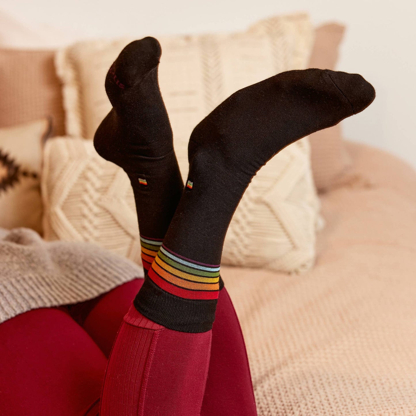 Classic Rainbow Stripe Black