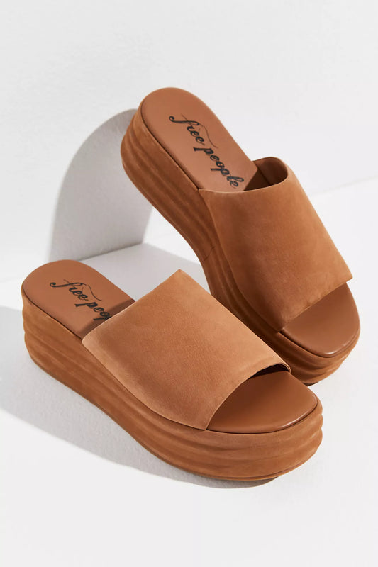 Harbor Flatform Tan
